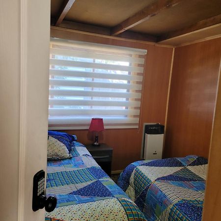 פורטו נטאלס Hostal Traveltour El Campesino מראה חיצוני תמונה