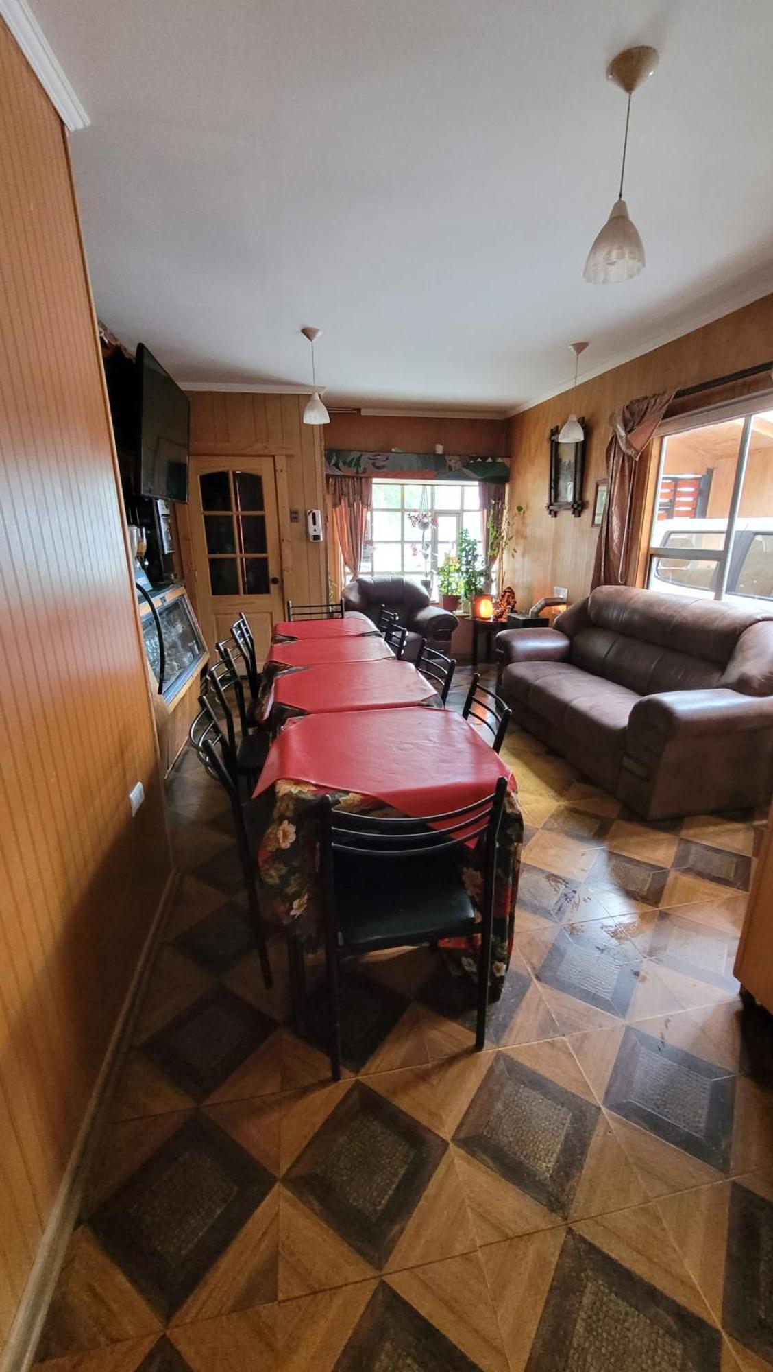 פורטו נטאלס Hostal Traveltour El Campesino מראה חיצוני תמונה